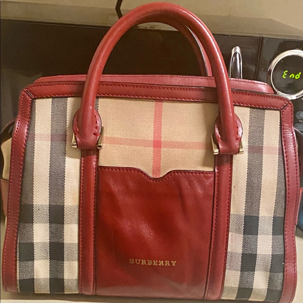 Pre Owned Authentic Burberry speedy Bag - Picture 5 of 15